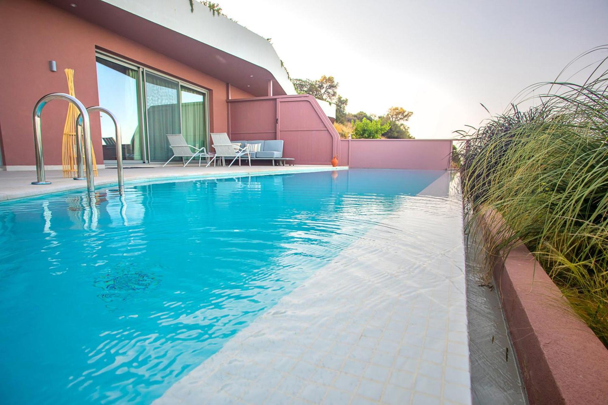 Plethora Luxury Suites Rodhia  Exterior photo